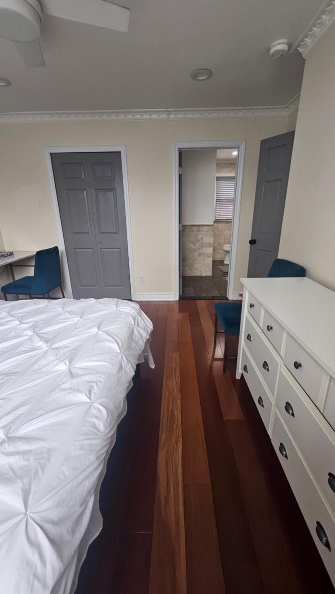 Luxury Hotel-Style Room In Queens, Нью-Йорк Экстерьер фото